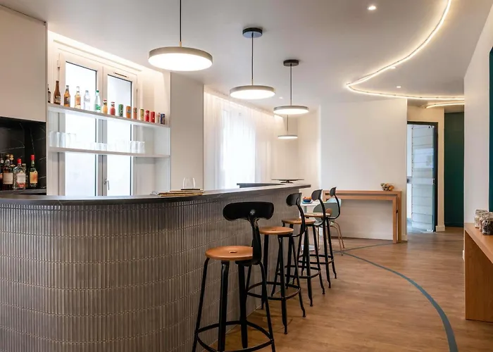 Ibis Styles Asnieres Centre