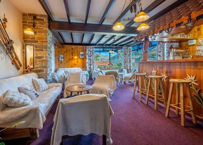 Hotels Les Catrems&Le Montagnou