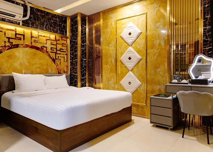 Boss Palace Hotel