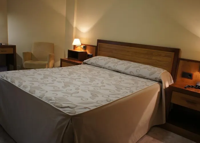 Hotel Puente Romano