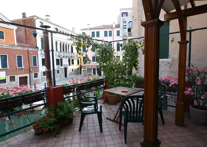 Hotel Dalla Mora