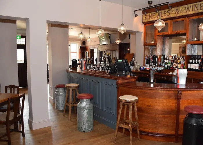 The Bath Arms Hotel