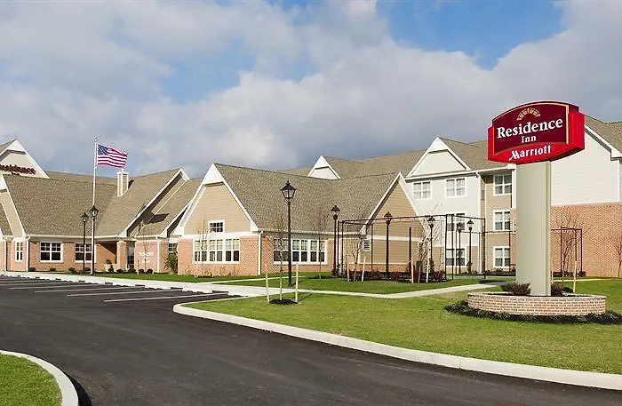 Hotel Carlisle & Embers Convention Center