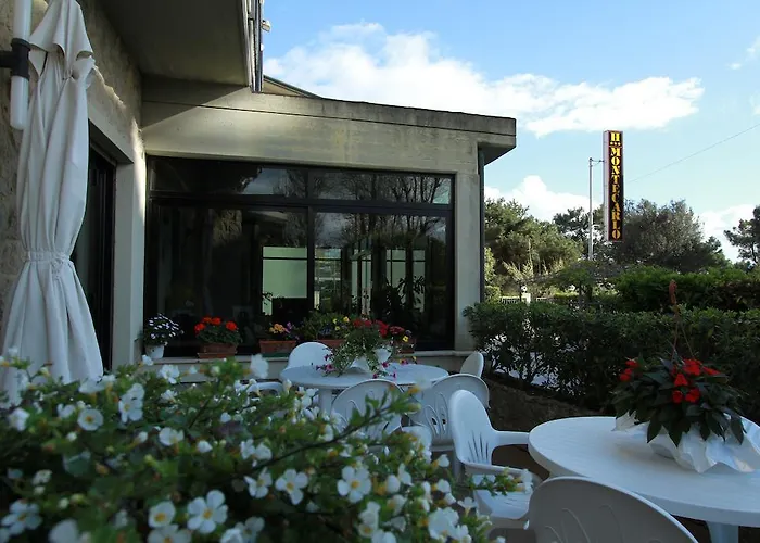 Hotel Montecarlo