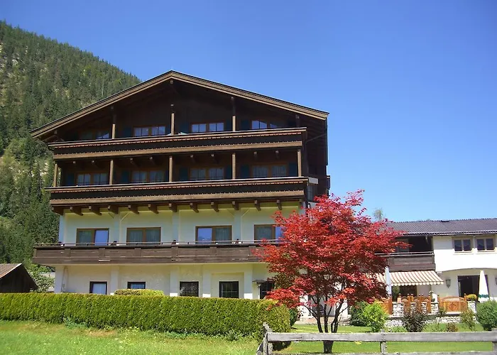 Salzburgerhof Jugend- Und Familienhotel