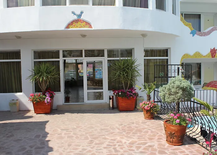 Hotel Laguna
