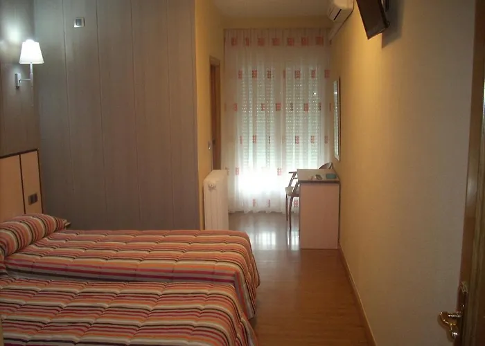 Hotel Corona De Castilla