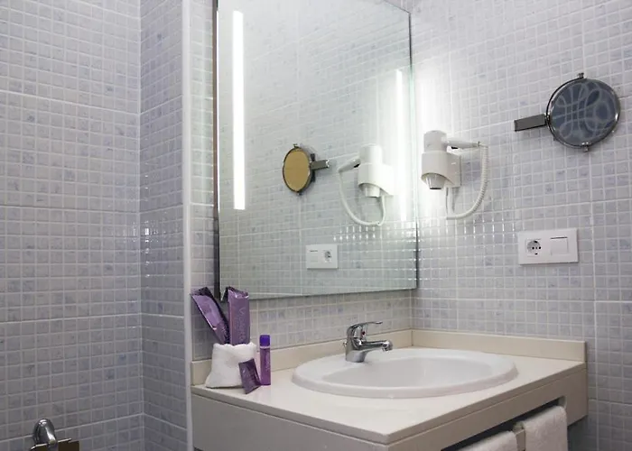 Hospedium Hotel Real Orellana
