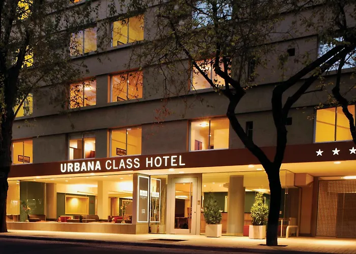 Urbana Class Hotel
