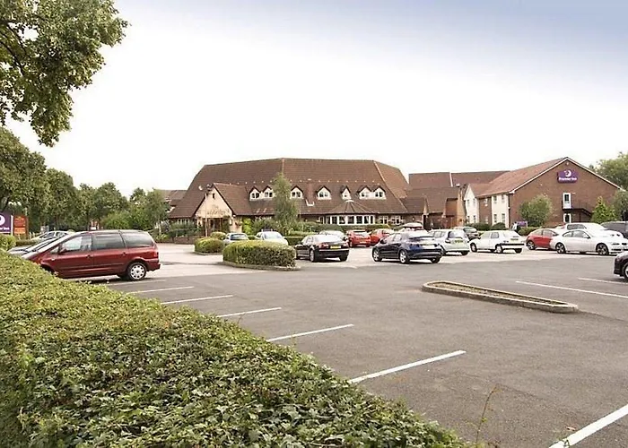 Premier Inn Tamworth Central