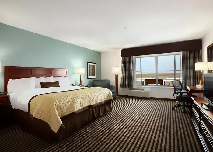 Baymont By Wyndham Denver International Airport