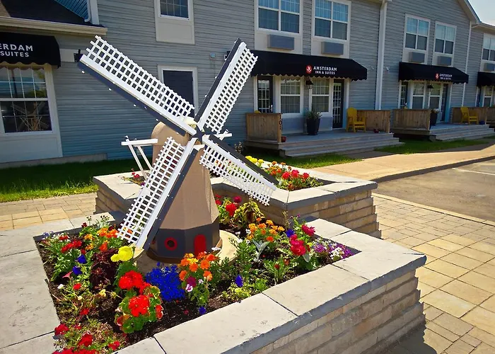 Amsterdam Inn & Suites, An Ascend Collection Hotel