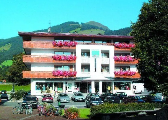 Apartmenthaus Brixen & Haus Central