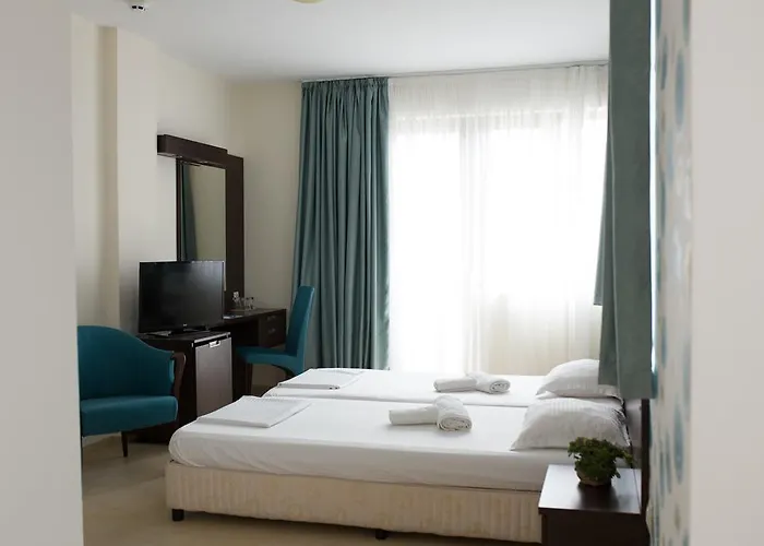 Ema Hotel