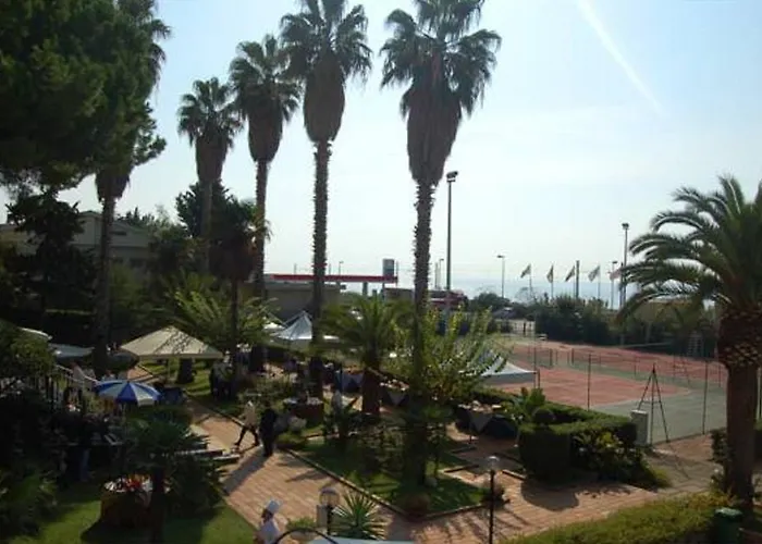 Belvedere Hotel Club