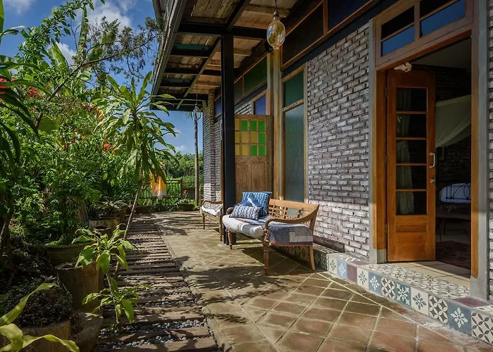 Taman Nauli Boutique Rooms