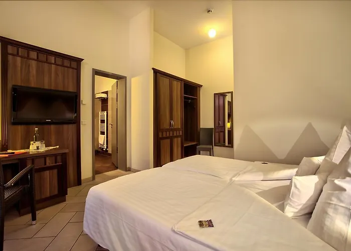 Waldhotel