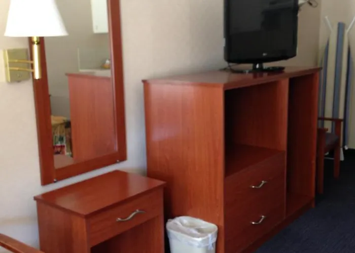 Knights Inn Elizabethtown