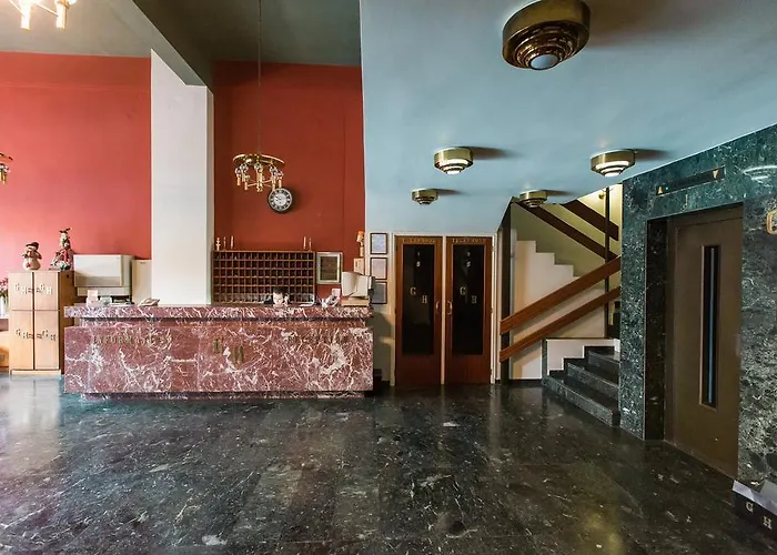 Grand Hotel