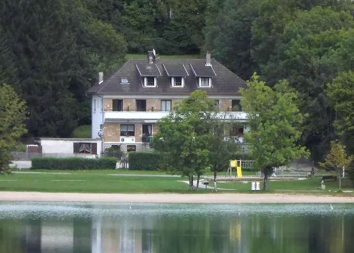 Hotel Restaurant La Chaumiere du Lac
