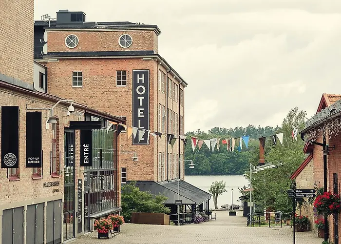Naeaes Fabriker Hotell & Restaurang