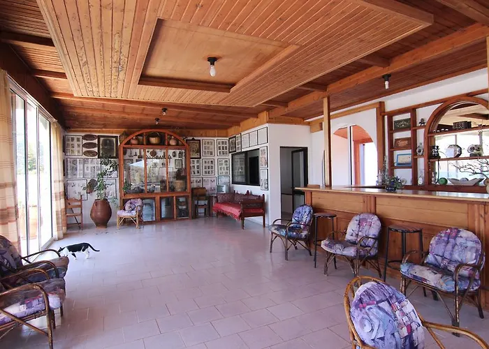 Lofos Hotel