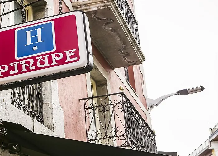 Hotel Pinupe