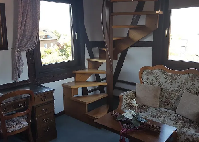 Frau Holle-Land-Hotel ehem Burghotel Witzenhausen