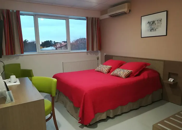 Hotel Biarritz Atlantique - Lycee Hotelier - Management School