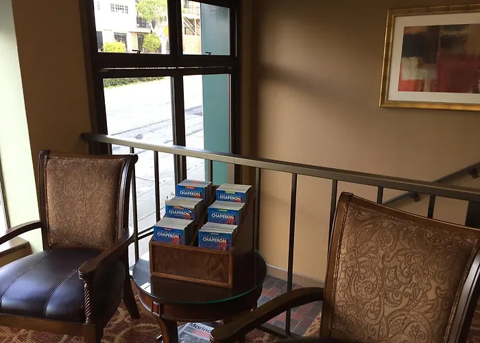 Lombard Inn