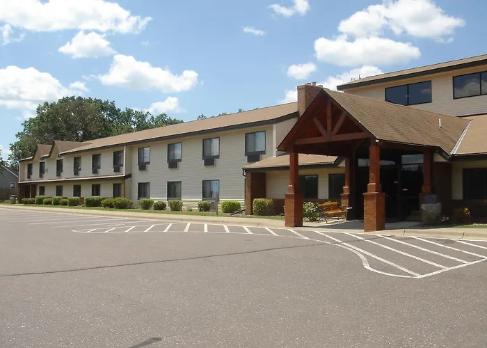 Americinn Lodge & Suites Mora