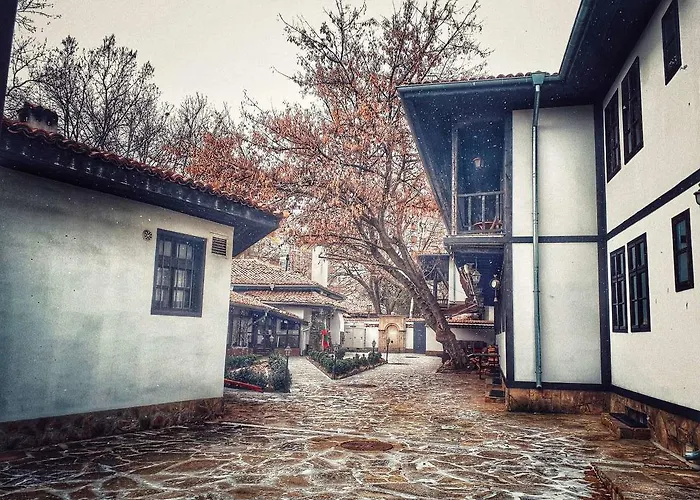 Khan Staria Dobrich Family Hotel