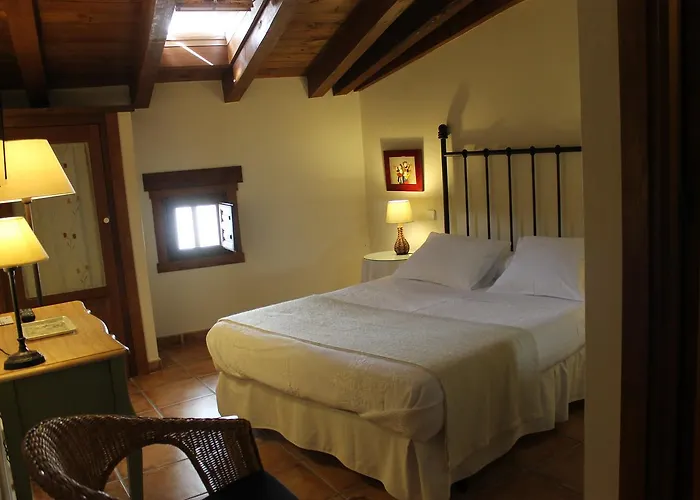 Hostal Rural Luna y Hostal Rural Lunaposada