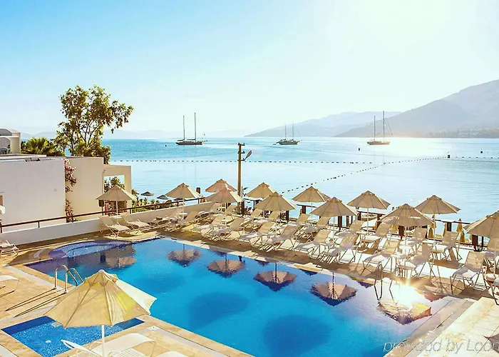 Sina Hotel (Adults Only)