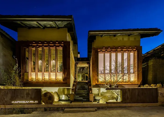 Shangri-La Karesansui Hotel