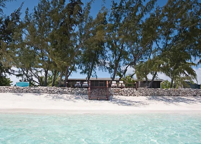 Hollywood Beach Suites Turks And Caicos