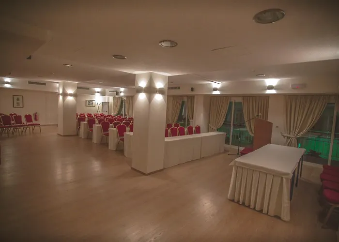 Hotel Cronos