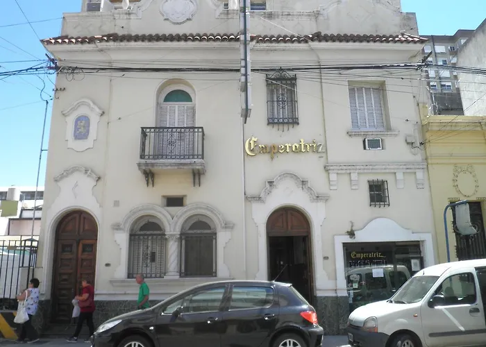 EMPERATRIZ HOTEL familiar