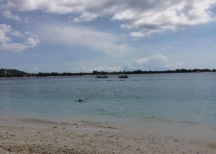 Gili Beach