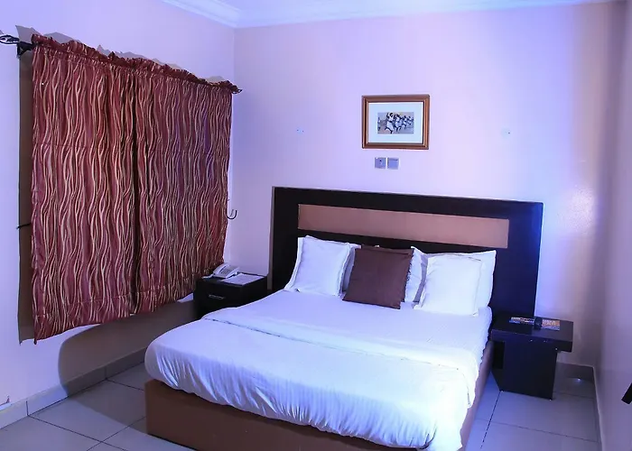 Chantella Suites