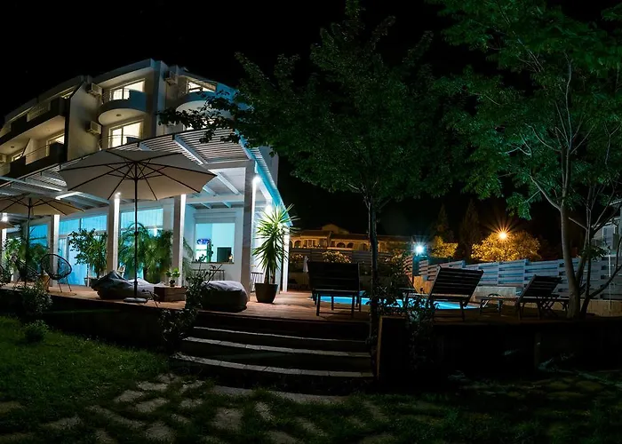 The Mint Villa - Saint Vlas