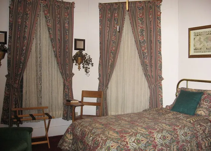 Silk Stocking Row - Bed And Breakfast - Adults Only