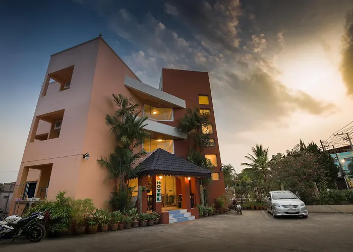 Baansilp Hotel