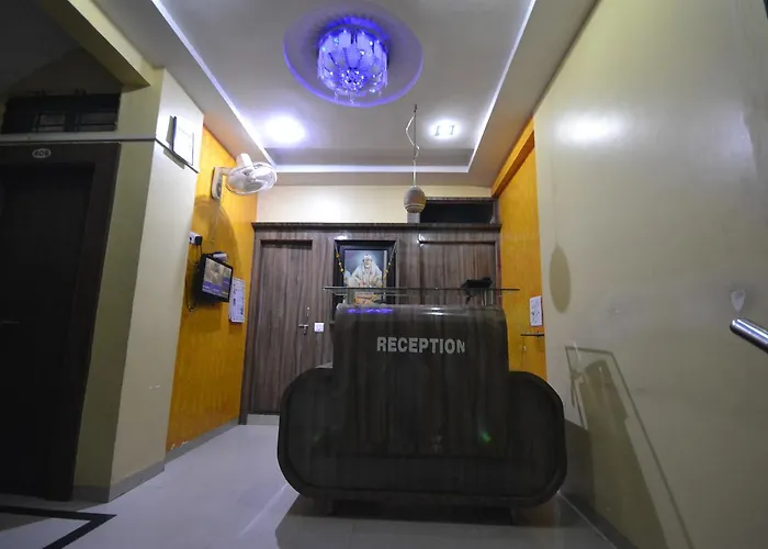 Hotel Madhava