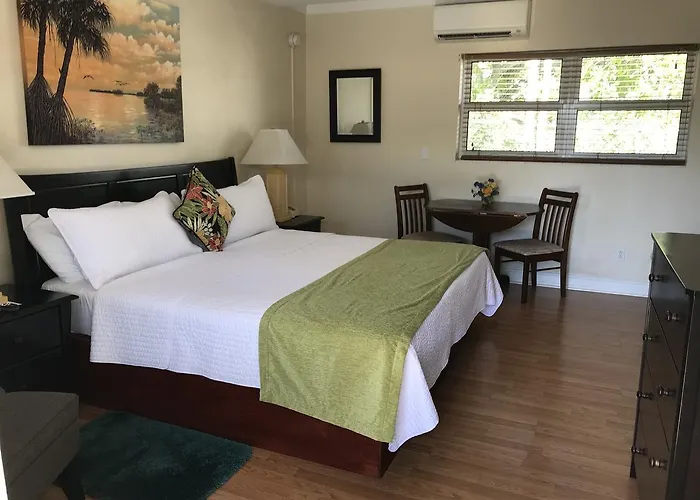 Harborside Motel&Marina