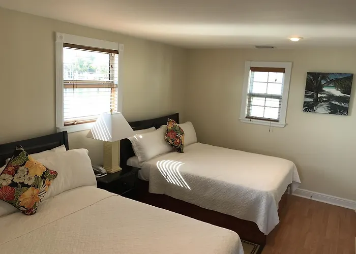 Harborside Motel&Marina