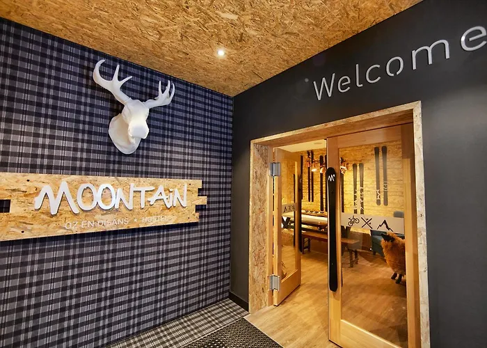 Moontain Hostel