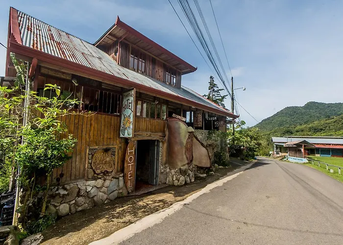 Hotel Roca Dura