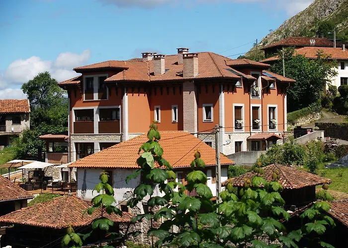 Hotel La Casona De Llerices