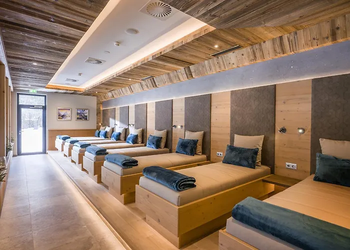 Hotel Bergkristall (Adults Only)